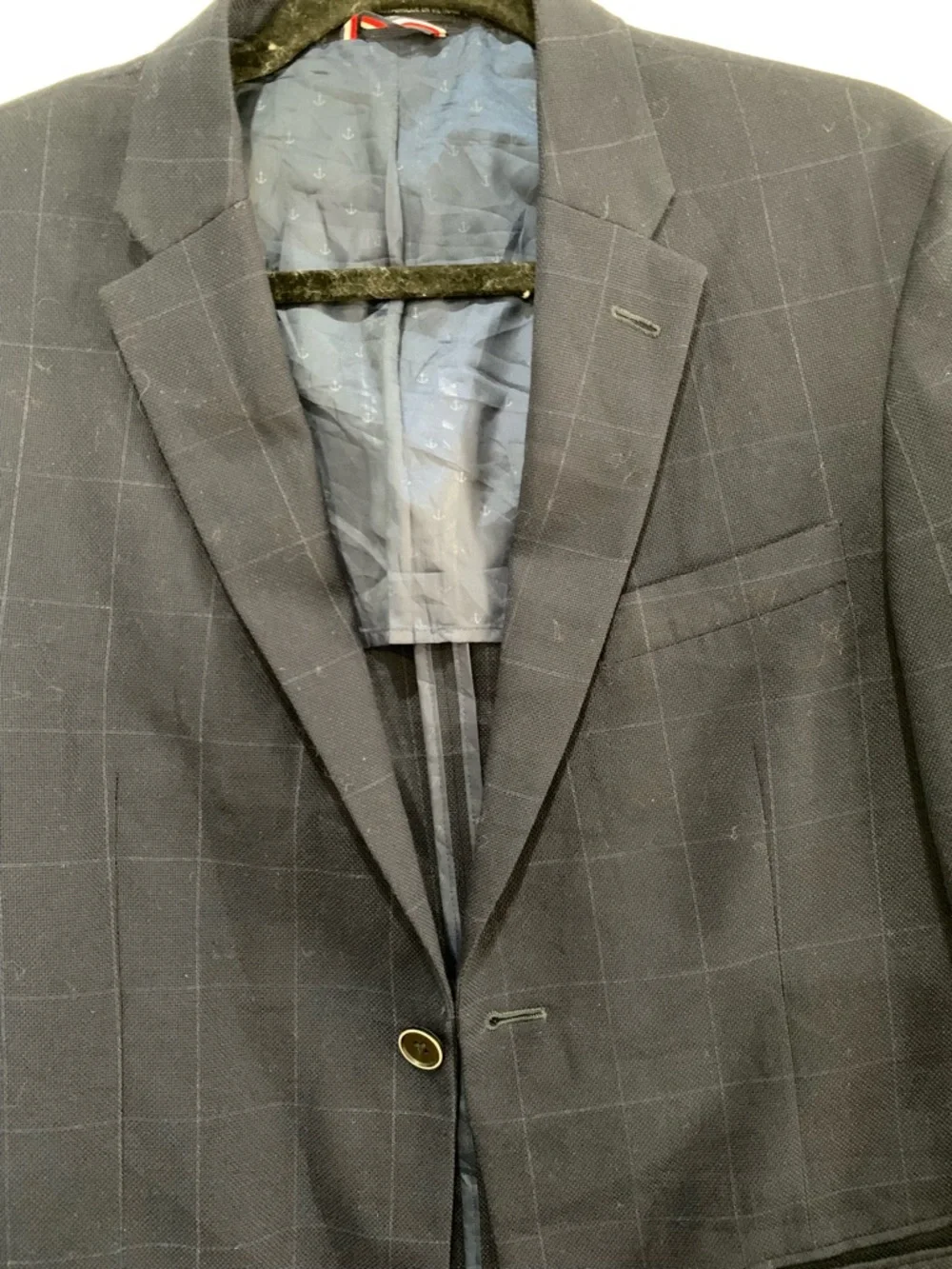 Tommy Hilfiger MENS blazer wool and polyester size 38S like new